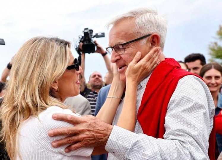 <p>Yolanda Díaz y Joan Ribó, durante un acto de campaña a la alcaldía de Valencia, el 25 mayo de 2023. <strong>/ @joanribo</strong></p>