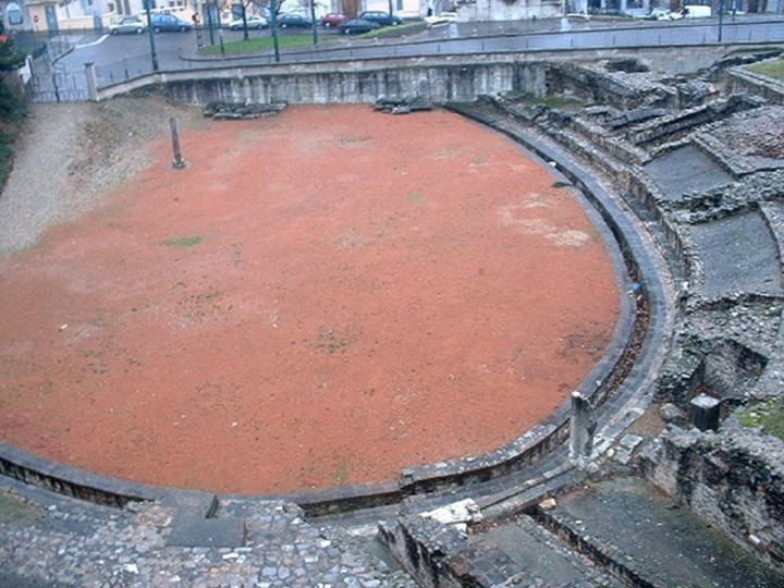 <p>El Anfiteatro de Trois-Gaules en Lyon (Francia). / <strong>Arno (Wikimedia Commons)</strong></p>