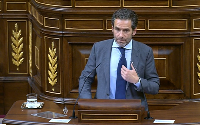 <p>El popular Borja Sémper hablando en euskera en el Congreso durante su intervención de ayer. / <strong>Congreso de los Diputados</strong></p>