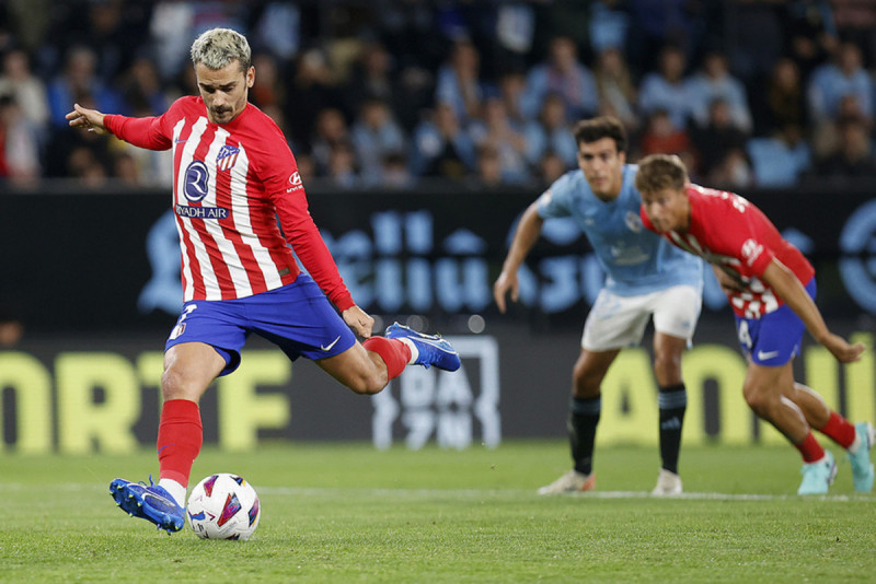 <p>Griezmann lanza el penalti que supondría el 0-1. / <strong>Atlético de Madrid</strong></p>