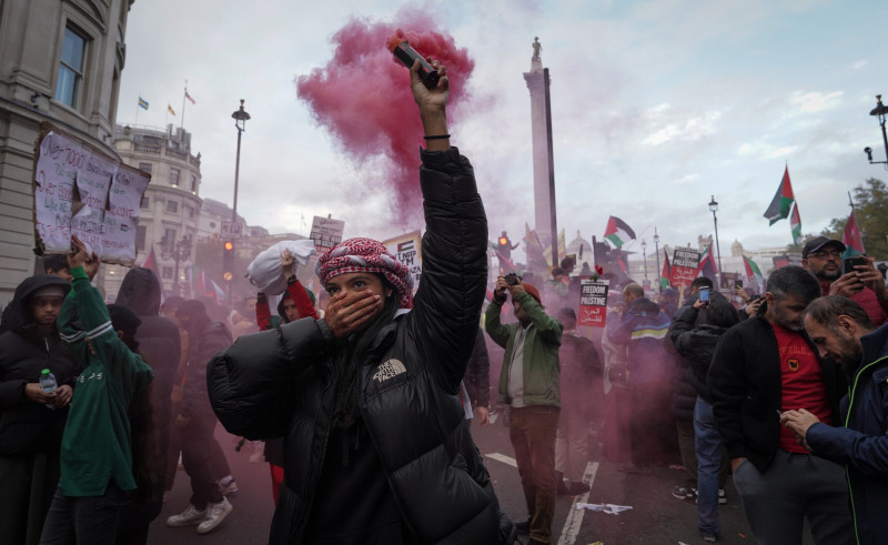 <p>Manifestación en solidaridad con Palestina en Londres el 29 de octubre de 2023. / <strong>Alisdare Hickson (CC BY-SA 2.0 DEED)</strong></p>