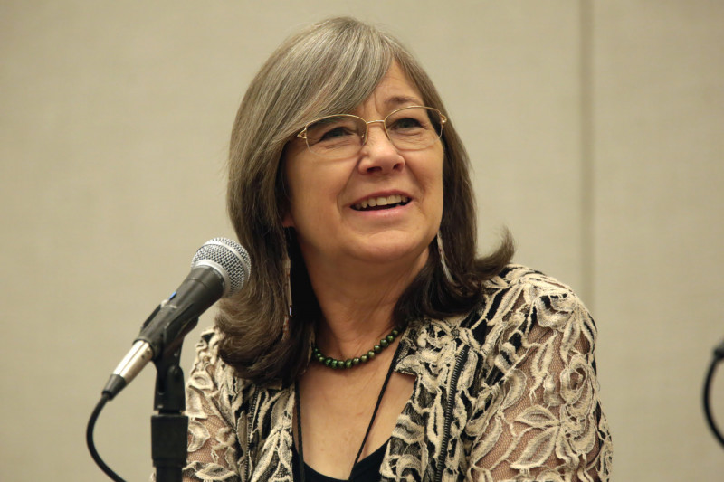 <p>Robin Hobb, durante su intervención en la Comicon de Phoenix de 2017. / <strong>Gage Skidmore</strong></p>