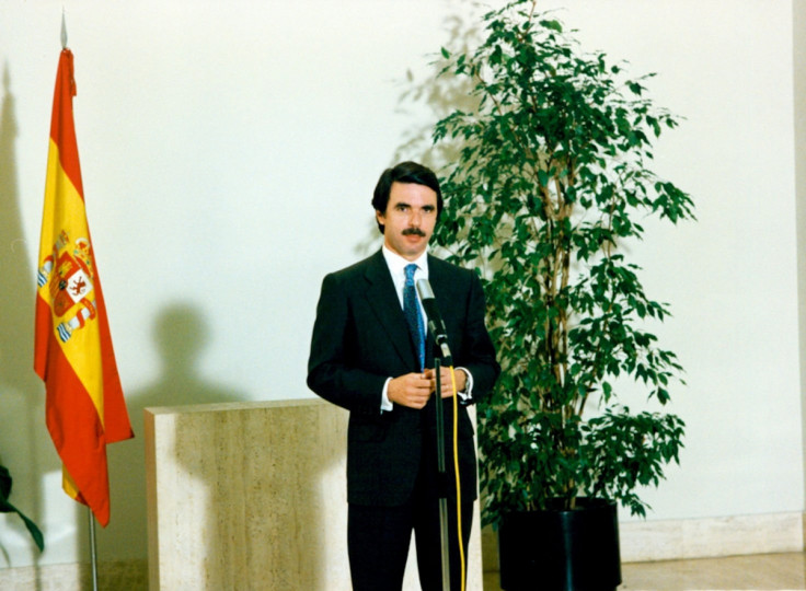 <p>Primera rueda de prensa de José María Aznar como presidente del Gobierno en 1996. / <strong>Pool Moncloa. José María Cuadrado</strong></p>