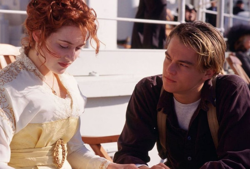 <p>Kate Winslet y Leonardo di Caprio en <em>Titanic</em>. La actriz sufrió la gordofobia en primera persona.</p>