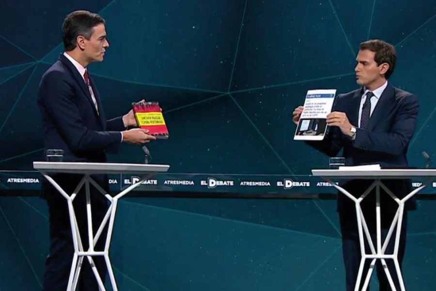 <p>Pedro Sánchez y Alberto Carlos Rivera durante el debate, el 23 de abril de 2019.</p>