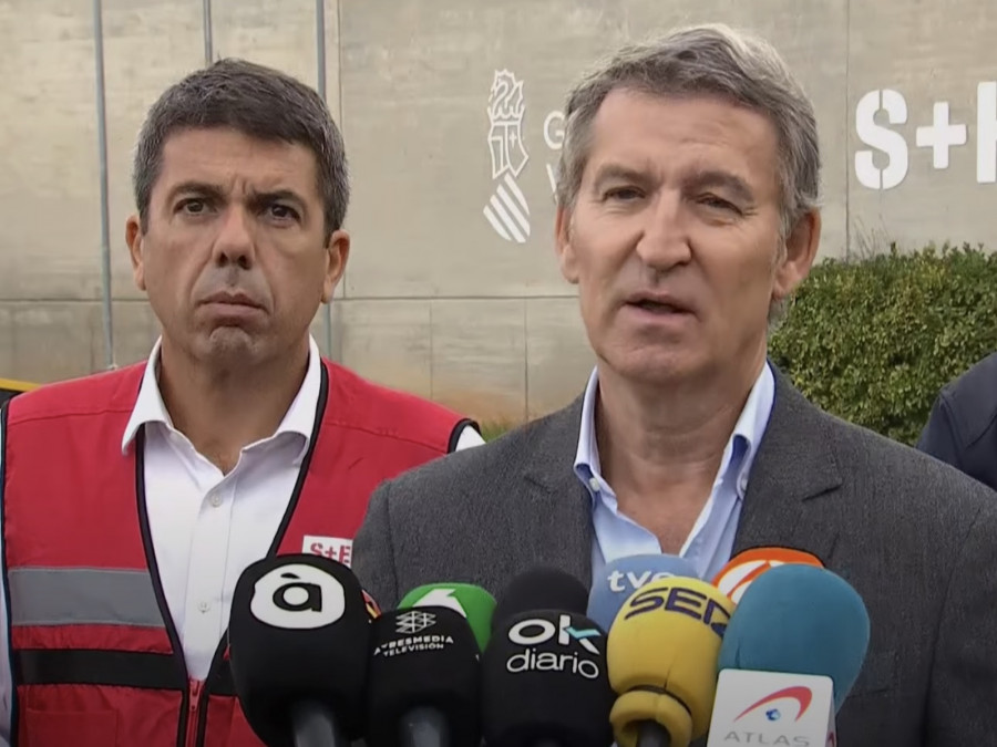 <p>Alberto Núñez Feijóo y Carlos Mazón durante la rueda de prensa en Valencia. / <strong>Youtube</strong></p>