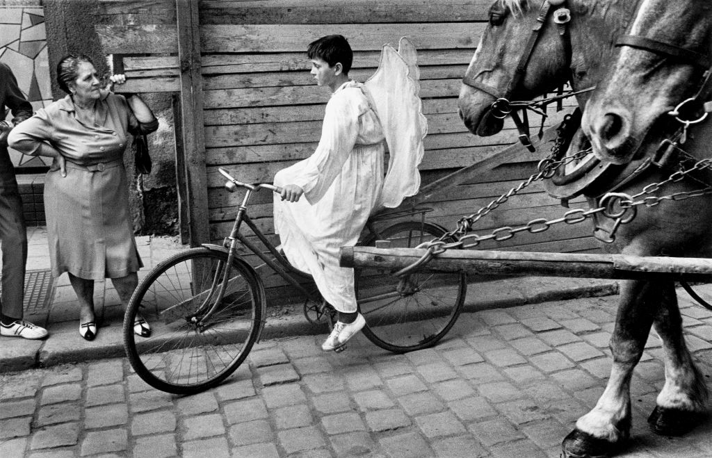 <p><strong>República Checa</strong>. Moravia. Olomouc. 1968. Carnaval <strong>© </strong>Josef Koudelka / Magnum Photos.</p>