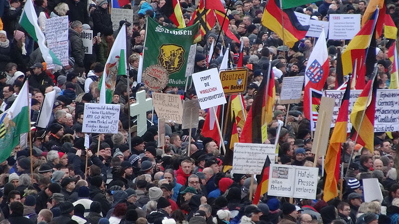 <p>Manifestación de Pegida en Dresde, en enero de 2015.</p>