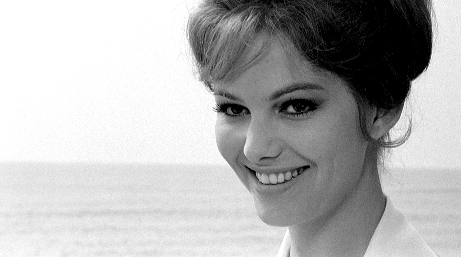 <p>Claudia Cardinale, en <em>Ocho y medio</em> (1963).</p>